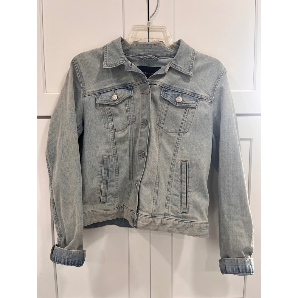 Banana Republic Light Wash Denim Trucker Jacket Women Size M